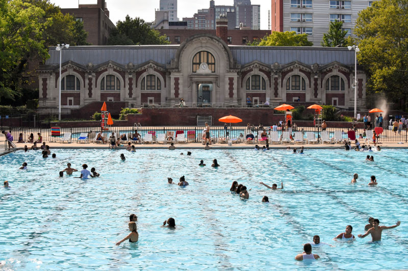 Hamilton Fish Park : NYC Parks