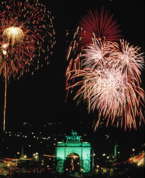 Fireworks over Grand Army Plaza Fireworks over Grand Army Plaza