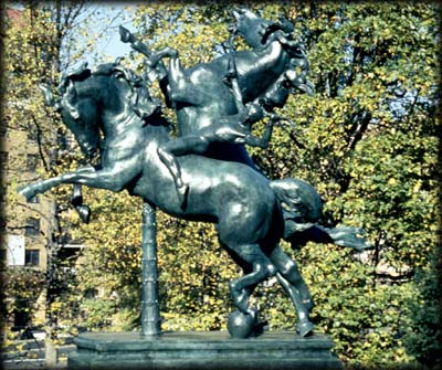 Photo of the Horse Tamers Statue in Prospect Park