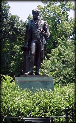 Photo of statue of Robert Fulton in Fulton Park
