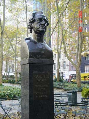 Photo of Johann von Wolfgang Goethe statue in Bryant Park