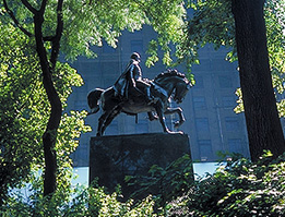 Photo of Simon Bolivar statue in Central Park