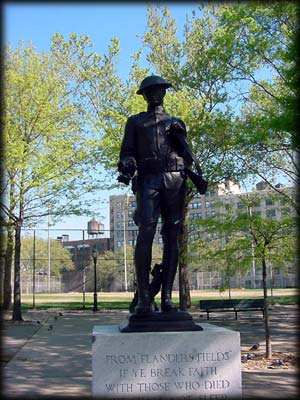 Photo of Clinton War Memorial in DeWitt Clinton Park