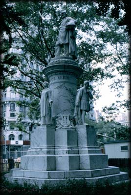 Photo of the Verdi Monument in Verdi Square