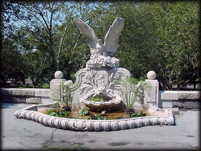 Photo of Hamilton Fountain in Riverside Park