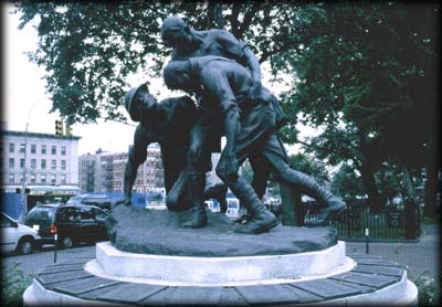 Photo of the Washington Heights-Inwood Hill War Memorial in Mitchel Square, Manhattan