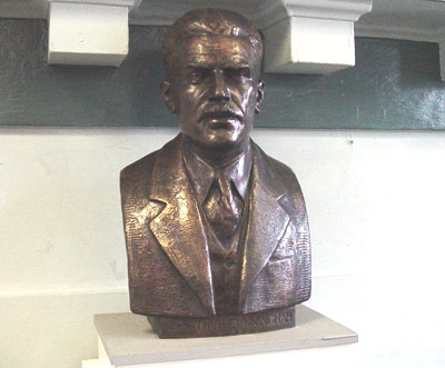 Photo of W. Arthur Cunningham Statue in Cunningham Park