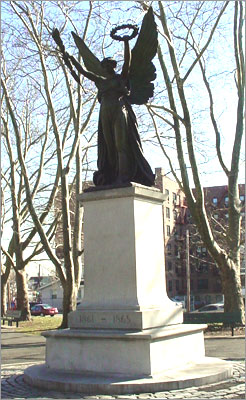 Photo of Soldiers' and Sailors' Monument in Major Mark Park