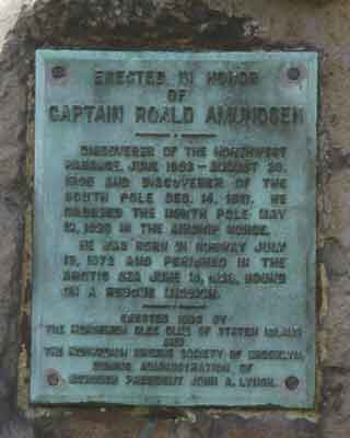 Photo of Roald Amundsen Plaza plaque