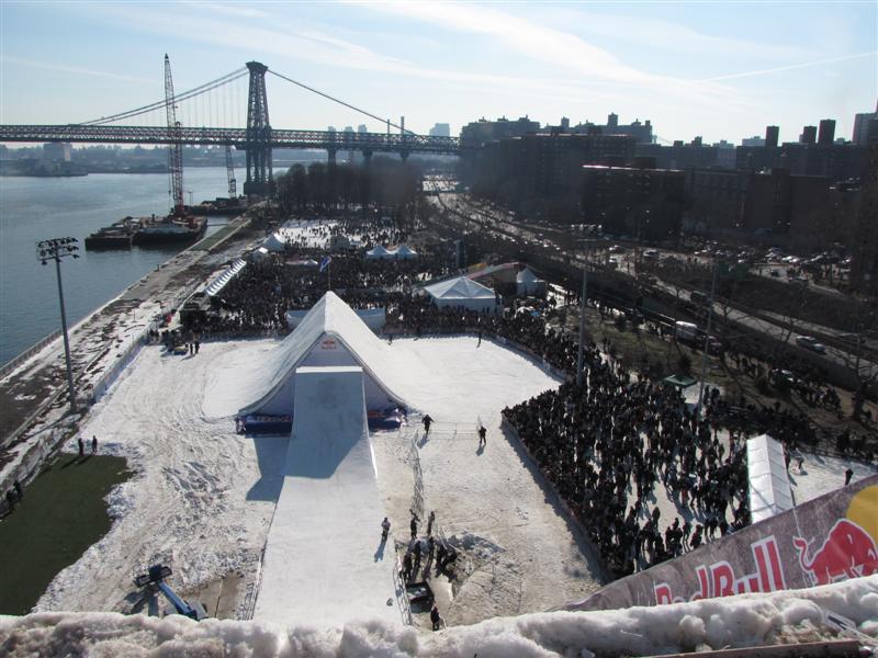 A bird's eye view of a snowboarding ramp.