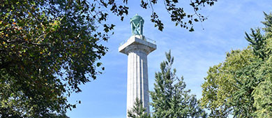 Prison Ship Marty'rs Monument in Fort Greene Park