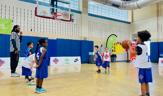 Jr. Knicks Basketball Clinics and Leagues : NYC Parks