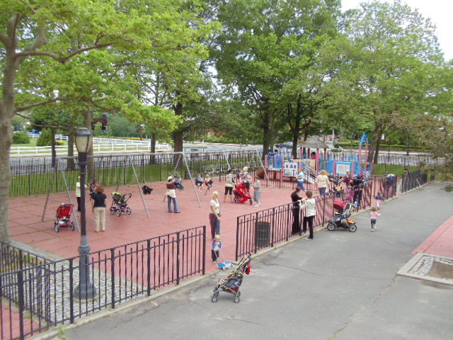 Manhattan Beach Park Barbecuing Areas Nyc Parks
