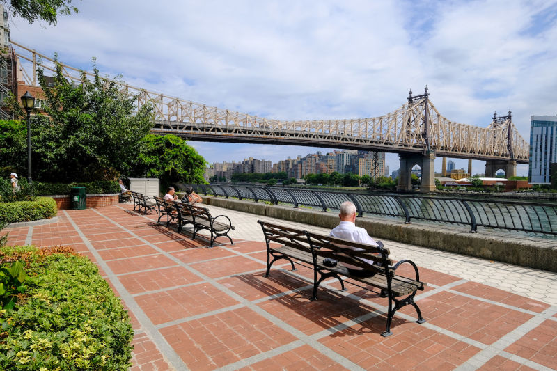 Sutton Place Park : NYC Parks