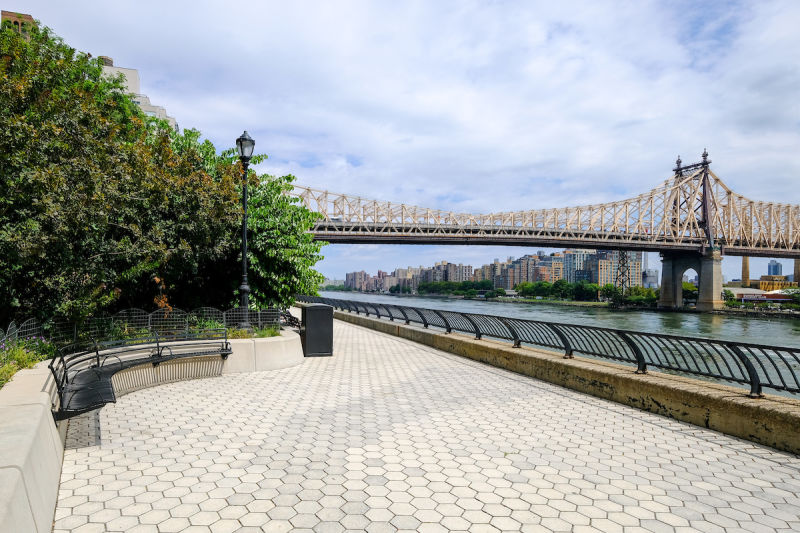 Sutton Place Park : NYC Parks