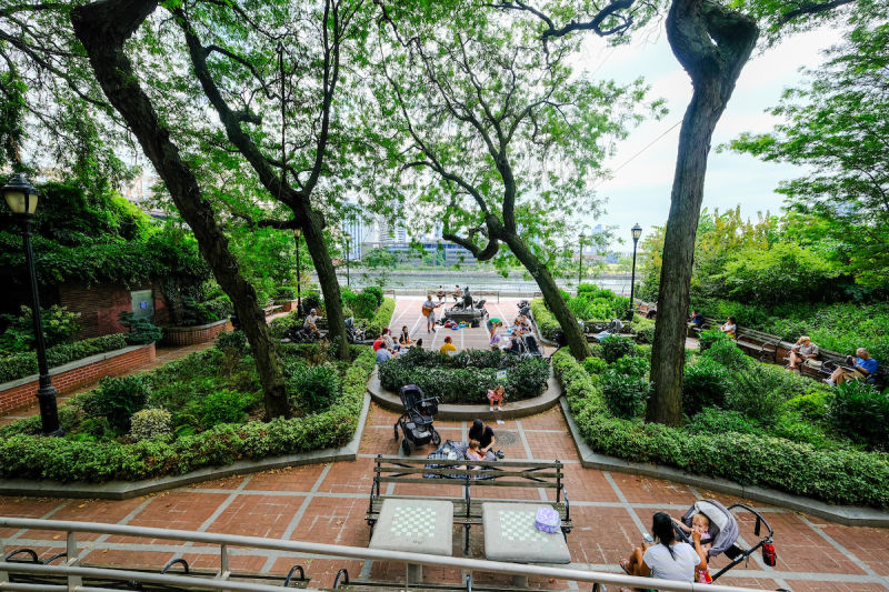 Sutton Place Park : NYC Parks