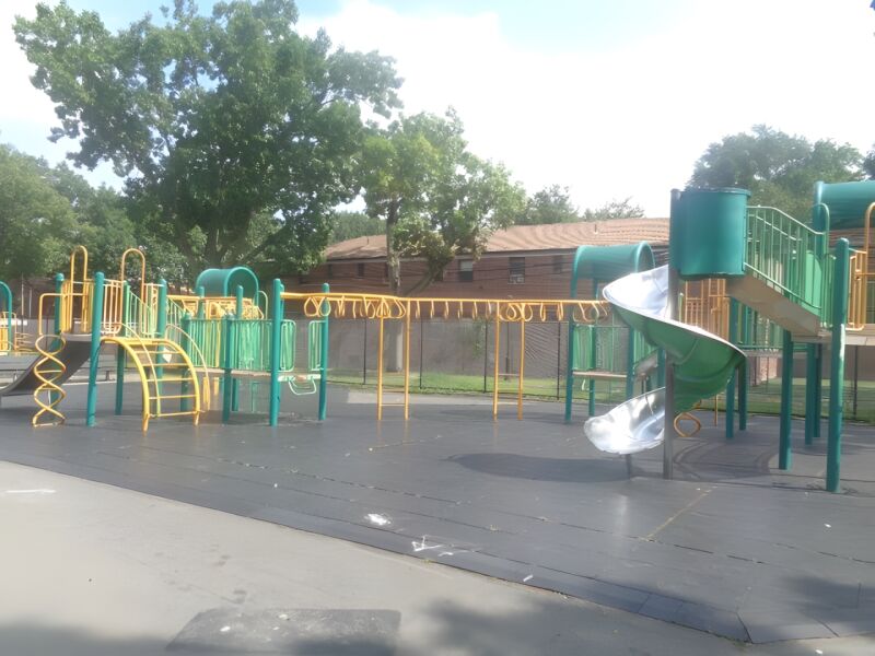 Farm Playground Pickleball Courts NYC Parks farm-playground-pickleball-courts-nyc-parks