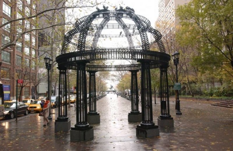 Dag Hammarskjold Plaza Images : NYC Parks